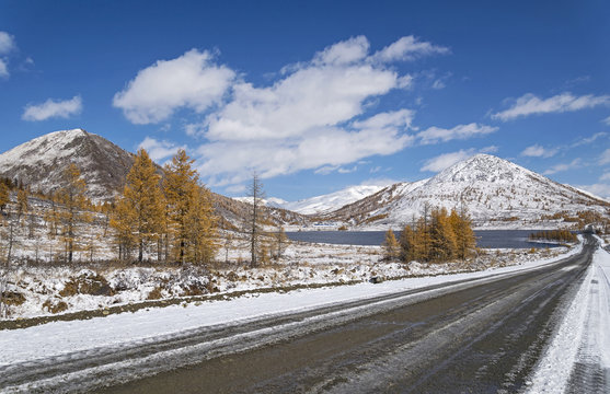 The first snow on a figh platean.