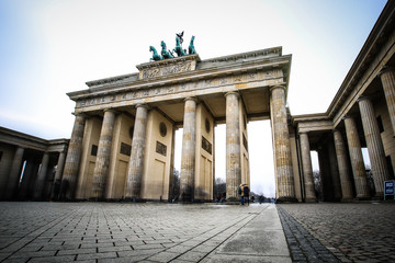 Fototapeta premium Sehenswürdigkeiten in Berlin – Das Brandenburger Tor
