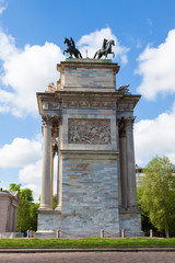 Obraz premium Triumph Arc - Arco Della Pace in Sempione park in Milan, Italy
