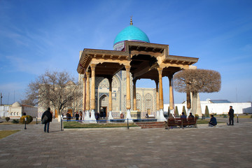 Obraz premium Ulugh Beg madrasa architectural complex view, Gijduvon, Uzbekistan