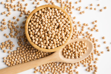 dry raw chickpeas