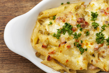 Gratin von Rigatoni emiliana
