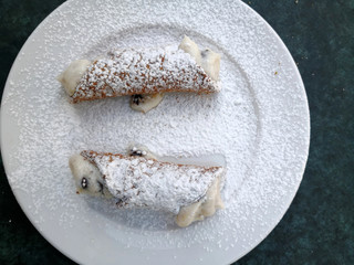 Cannoli Sicilani, Sicilian pastry dessert