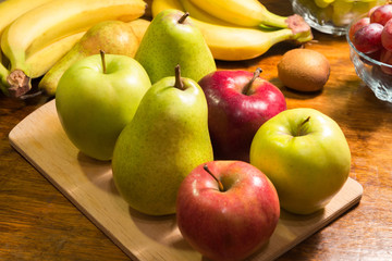 A side view at the fruit assortment