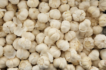 Pile of garlic cloves at the market.