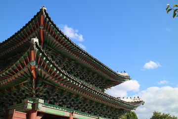 Fototapeta premium 한국의 전통 고궁과 풍경