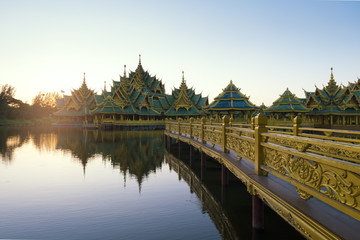 Naklejka premium Pavilion of the enlightened in Ancient city in Samutprakarn, Thailand.