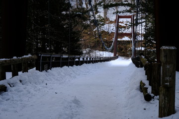 天楽堂つり橋　雪景色