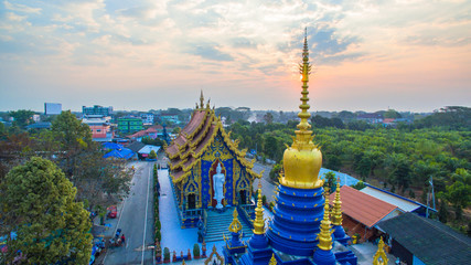 Fototapeta premium Chiang Rai Blue Temple or Wat Rong Seua Ten is located in Rong Suea Ten in the district of Rimkok a few kilometers outside Chiang Rai