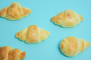 Bread, croissant.  パン、クロワッサン　水色背景