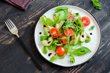 Avocado and tomatoes salad