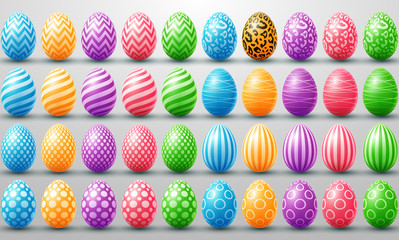 Fototapeta na wymiar Collection of colorful eggs easter