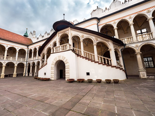 Malowniczy renesansowy zamek w Baranowie Sandomierskim © JDziedzic