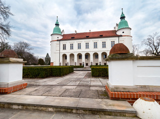 Malowniczy renesansowy zamek w Baranowie Sandomierskim © JDziedzic