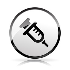 syringe icon on white background