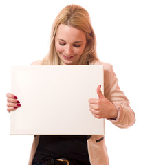 Fototapeta premium Junge Frau mit Schild 