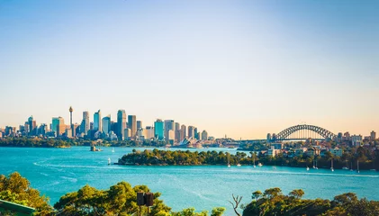  De skyline van de stad van Sydney, Australië. Circulaire kade en operagebouw © Irina Sokolovskaya