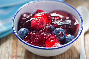 Fruit jelly with berries 