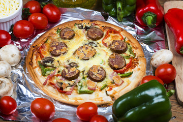 Spicy sausage pizza