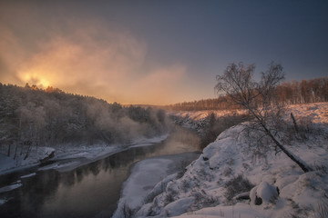 Obraz na płótnie Canvas Морозное утро на реке Миасс_2