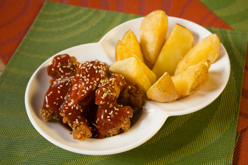 Plano general de alas de pollo