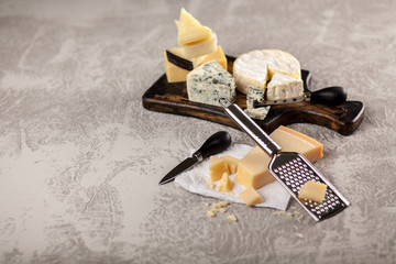 Different sorts of cheese