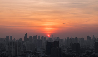 Fototapeta na wymiar Sunset bangkok city