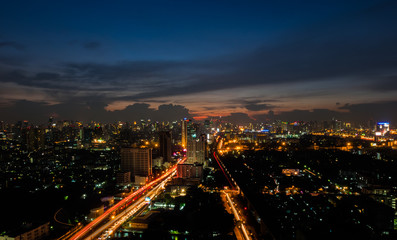 Fototapeta na wymiar bangkok city in the night
