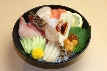 海鮮丼