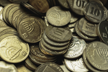 Coins Israeli in ten agorot.