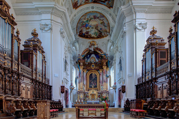 Fototapeta na wymiar Klosterkirche Sankt Verena in Rot an der Rot