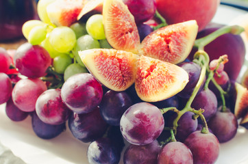 Plate with mixed fruits