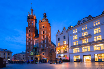 Naklejka na ściany i meble St. Mary Basilica in Krakow at nigh, Poland