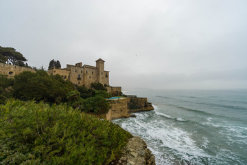 Fototapeta na wymiar Castle of Tamarit, a fortress over the sea 