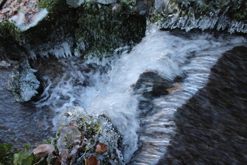 Wasserfall im Winter