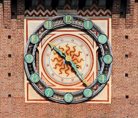 l'orologio sulla torre del Filarete; Milano, Castello Sforzesco