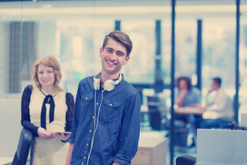 Obraz premium Business People Working With Tablet in startup office