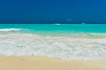 Fototapeta na wymiar The beach at Cancun