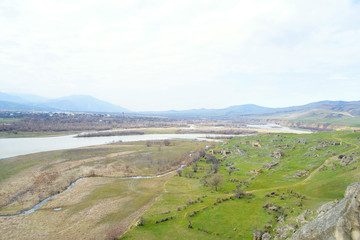 Fototapeta na wymiar панорама с вершины города Уплисцихе, Грузия.