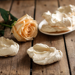 Obraz na płótnie Canvas meringue - tasty are also beautiful a dessert