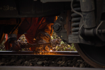 Bahnschienen schweißen / Trennen 