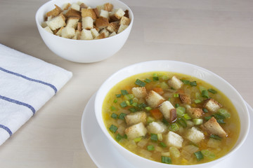 Pea soup with croutons