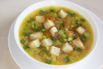 Pea soup with croutons