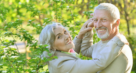 Obraz premium beautiful caucasian senior couple dancing