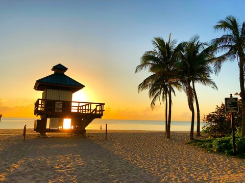 Couch&eacute; de Soleil Miami Beach