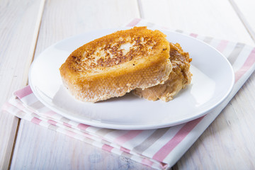 Torrijas de Semana santa, postre tradicional de la Pascuas en España