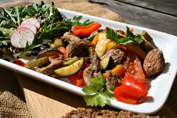 bio, lifestyle, foodie, grilled, mixed, gemüse, beef, salat, urbano, style, wildkräuter, copyspace