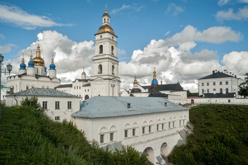 Fototapeta na wymiar View of the Sofia vzvoz. Tobolsk Kremlin