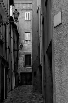 Fototapeta Old little italian street.