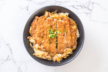 fried pork cutlet rice bowl (Katsudon)